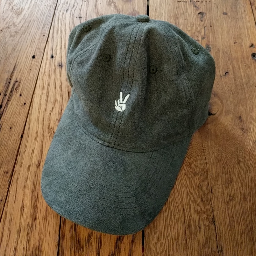 DNO Slow Down Loosen Up Peace Cap